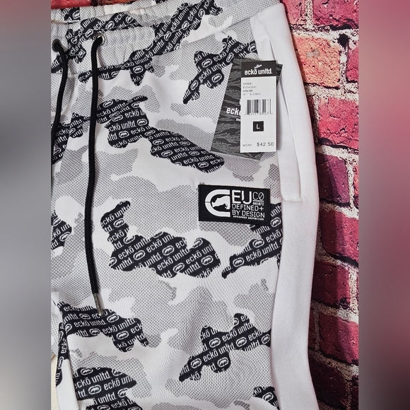 Ecko Unlimited Gray and Black Graphic Shorts Relaxed Fit Mens Large - Picture 4 of 11